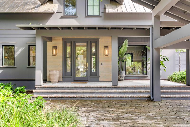 511 Mccants Dr, Mount Pleasant, SC 29464