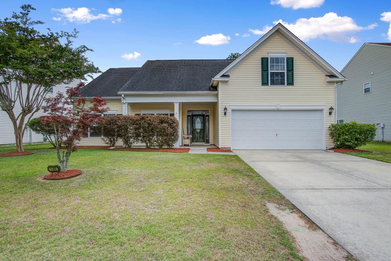 131 Saw Palm Dr, Ladson, SC 29456