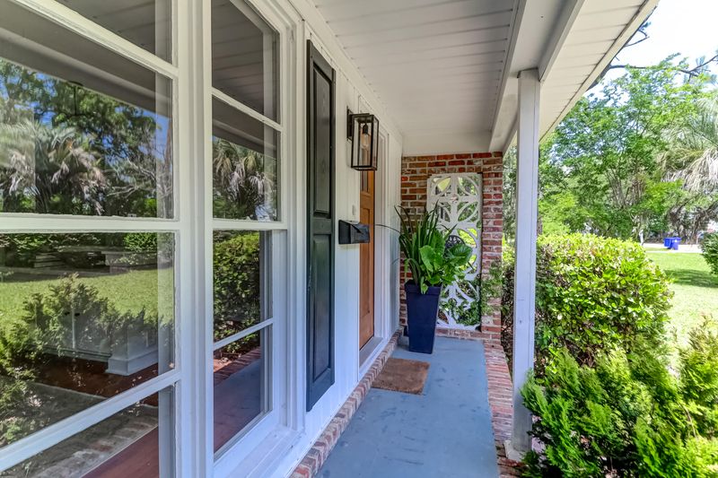 417 Betsy Rd, Charleston, SC 29407