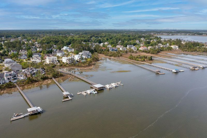 2812 Stay Sail Way, Mount Pleasant, SC 29466