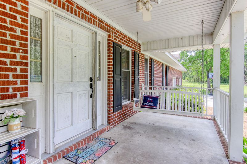 130 Murphy Ln, Moncks Corner, SC 29461