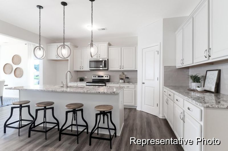 151 Surfbird Rd #521, Summerville, SC 29486