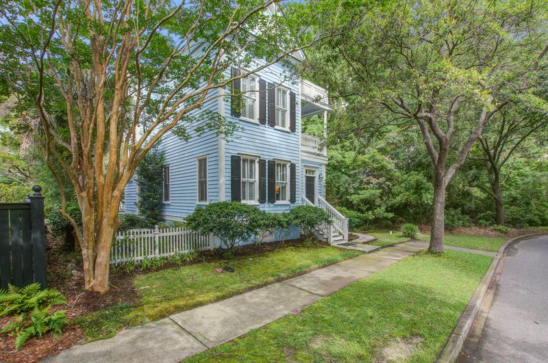 249 Ponsbury Rd, Mount Pleasant, SC 29464