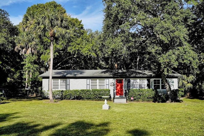 20 25th Ave, Isle Of Palms, SC 29451
