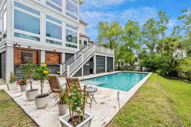 273 River Oak Dr, Mount Pleasant, SC 29464