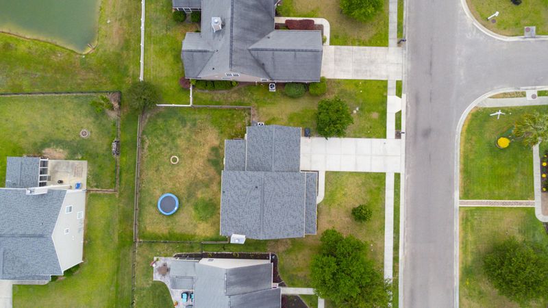 165 Carolinian Dr, Summerville, SC 29485
