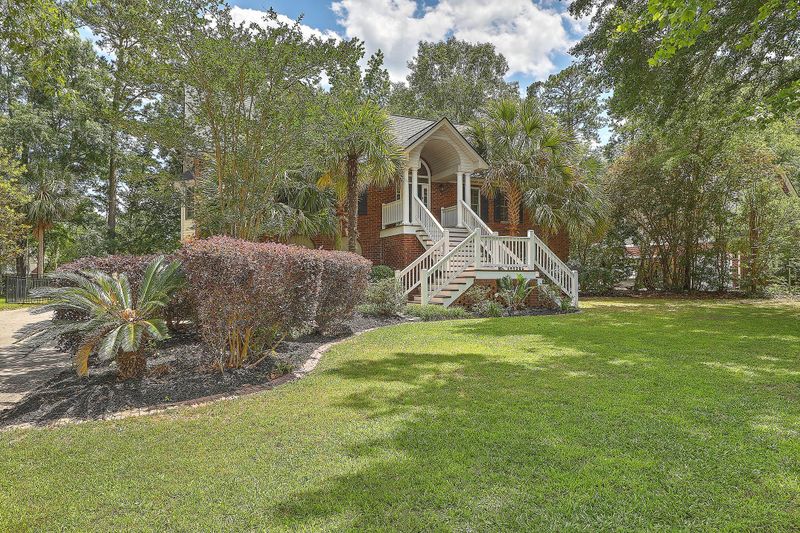 4272 Persimmon Woods Dr, North Charleston, SC 29420