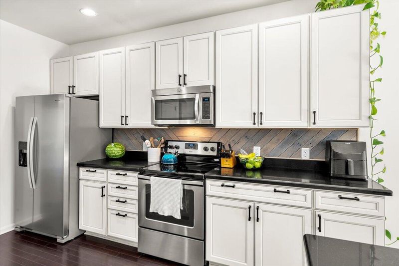 109 Wynfield Forest Dr, Summerville, SC 29485