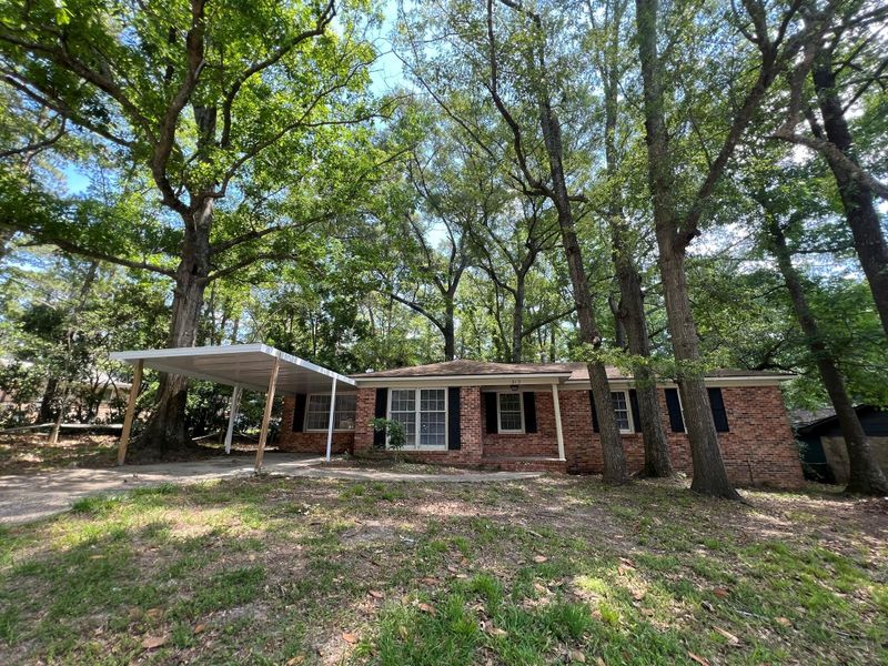 313 Sprucewood Dr, Summerville, SC 29485