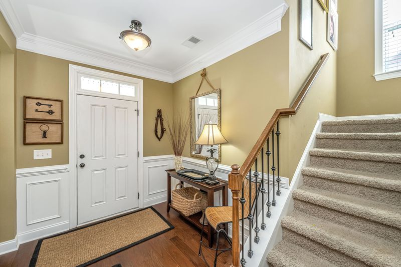 209 Amaryllis Ave, Summerville, SC 29483