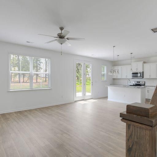 8637 Windsor Hill Blvd, North Charleston, SC 29420