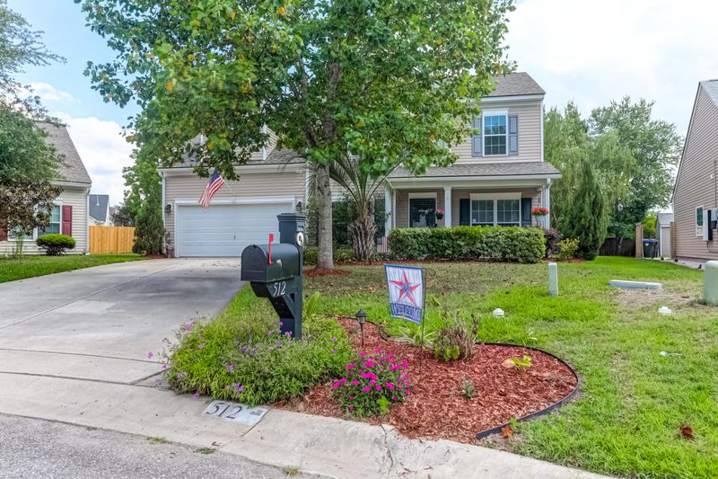512 Sparkleberry Ln, Ladson, SC 29456