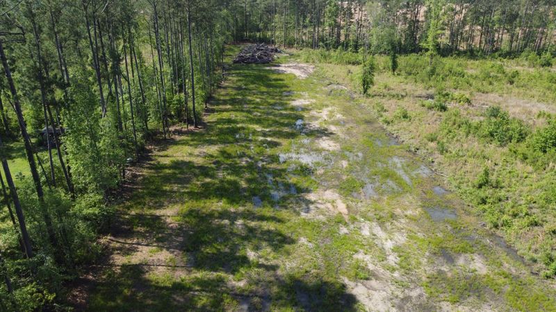 1085 Whitehouse Rd, Summerville, SC 29486