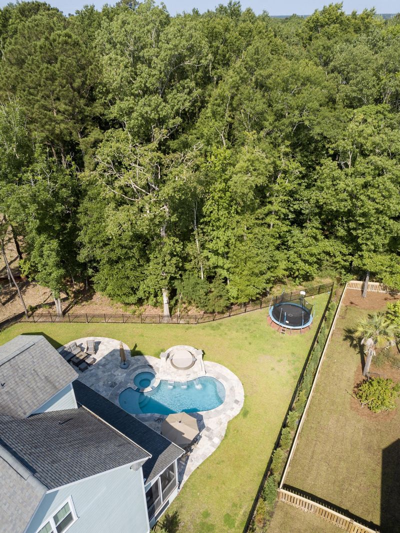 2932 Yachtsman Dr, Mount Pleasant, SC 29466