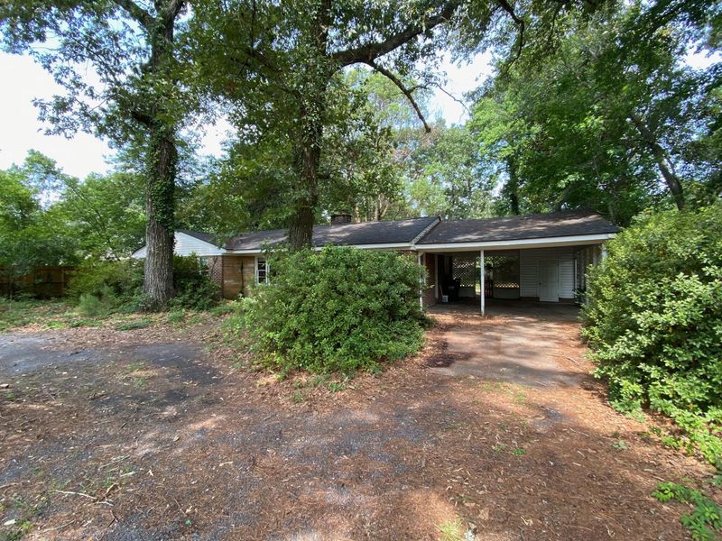 1330 Bacons Bridge Rd, Summerville, SC 29485