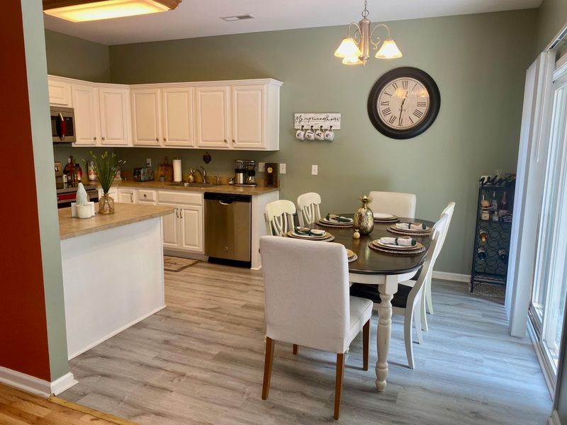 221 Grand Oaks Dr, Ladson, SC 29456