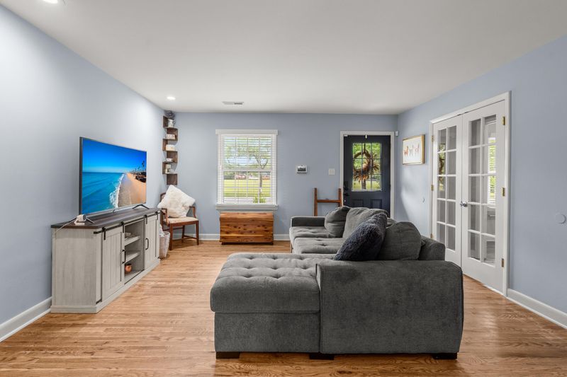 1491 Woodview Ln, Charleston, SC 29412