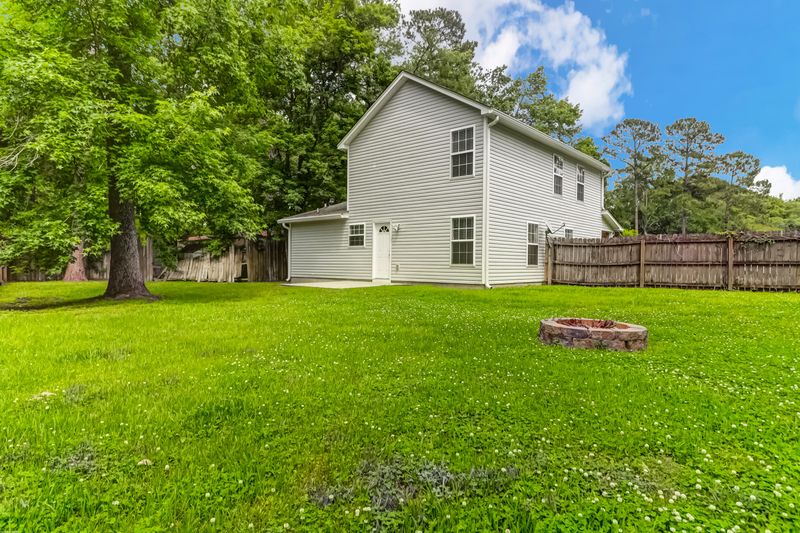 2541 Wayne Scott Ct, Charleston, SC 29414