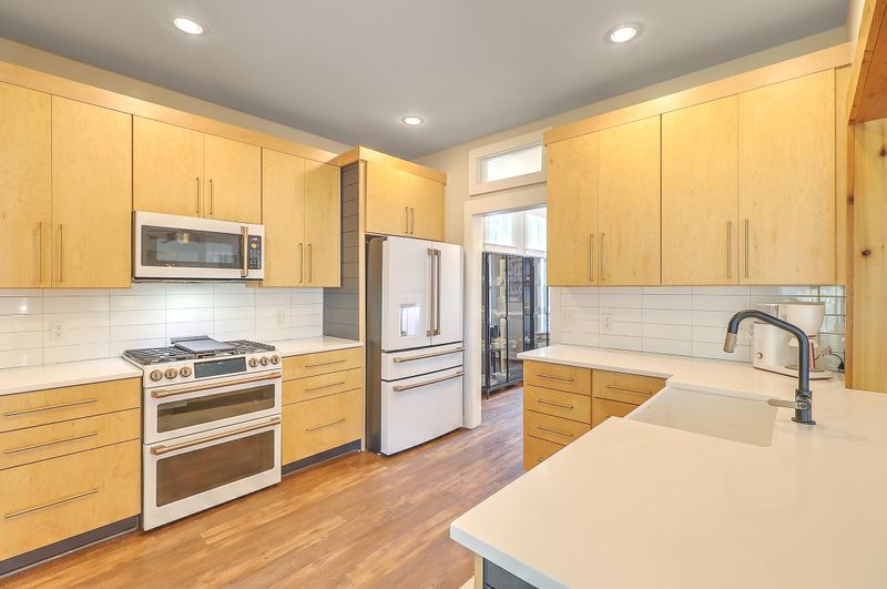 3019 Shiloh Ln, Charleston, SC 29414