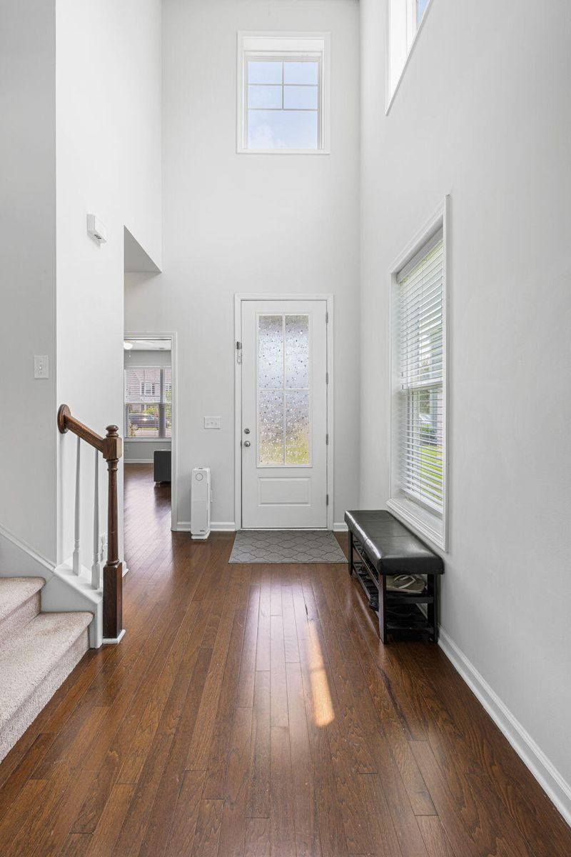 1203 Raven Rd, Hanahan, SC 29410