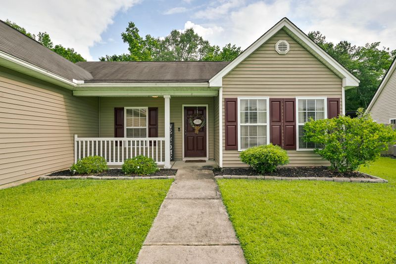 245 Border Rd, Goose Creek, SC 29445