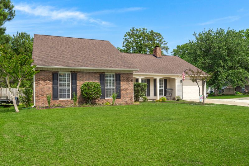 100 Single Tree Ct, Goose Creek, SC 29445