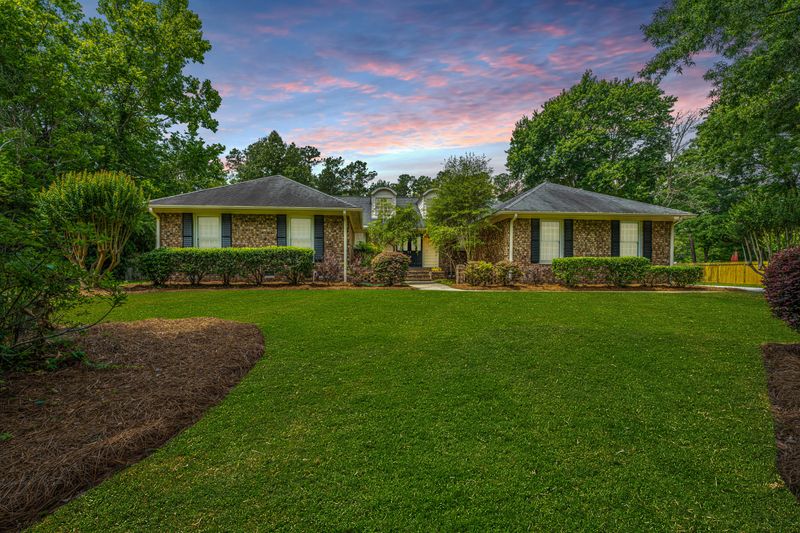 102 Abbey Ln, Summerville, SC 29485