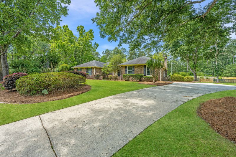 102 Abbey Ln, Summerville, SC 29485