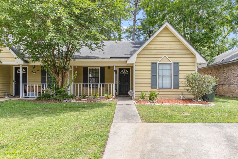 404 Miami St #B, Ladson, SC 29456