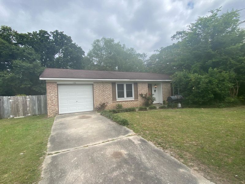 116 Lionel Ln, Summerville, SC 29483