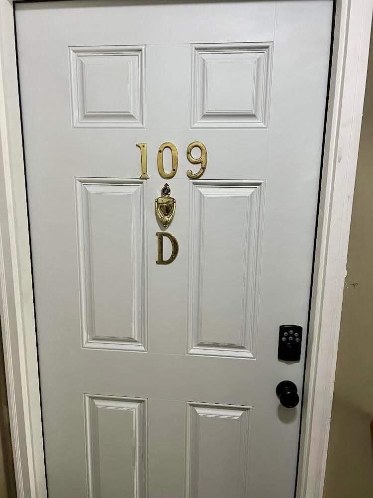 109 Elmwood Ave #D, Ladson, SC 29456