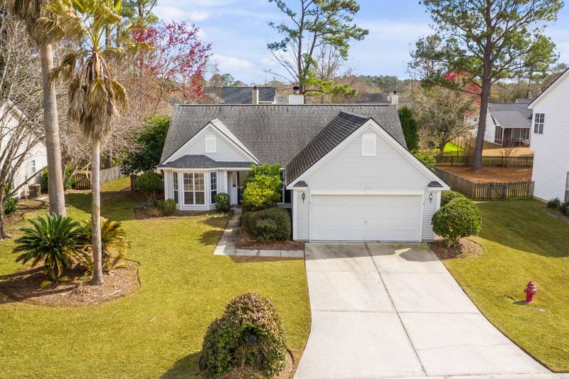 2585 Palmetto Hall Blvd, Mount Pleasant, SC 29466