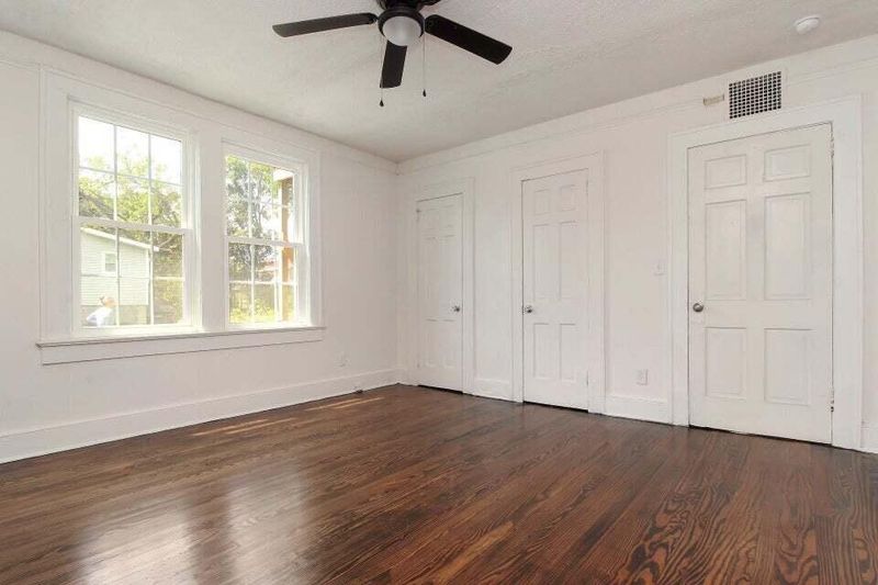 1808 Calvert St, North Charleston, SC 29405