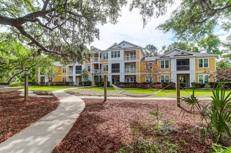 1923 Chatelain Way, Mount Pleasant, SC 29464