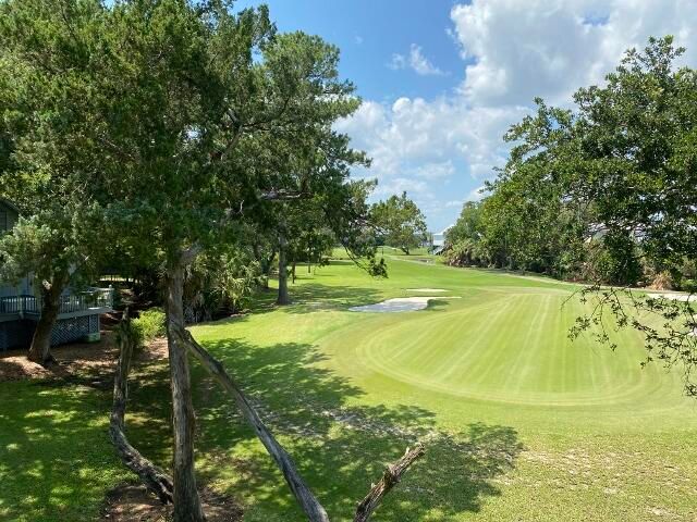 216 Sea Cloud Cir, Edisto Island, SC 29438