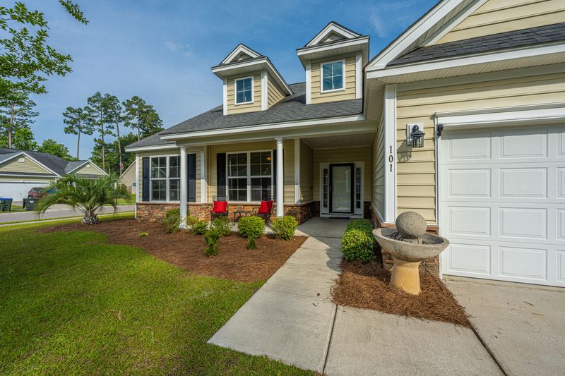 101 Lahina Cv, Summerville, SC 29483