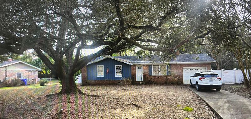 1323 Hampshire Rd, Charleston, SC 29412
