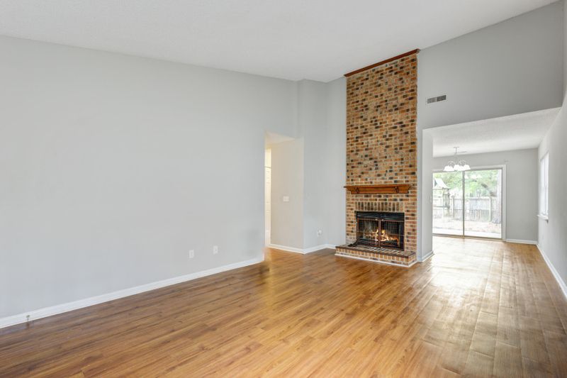 102 Raith Rd, Summerville, SC 29485