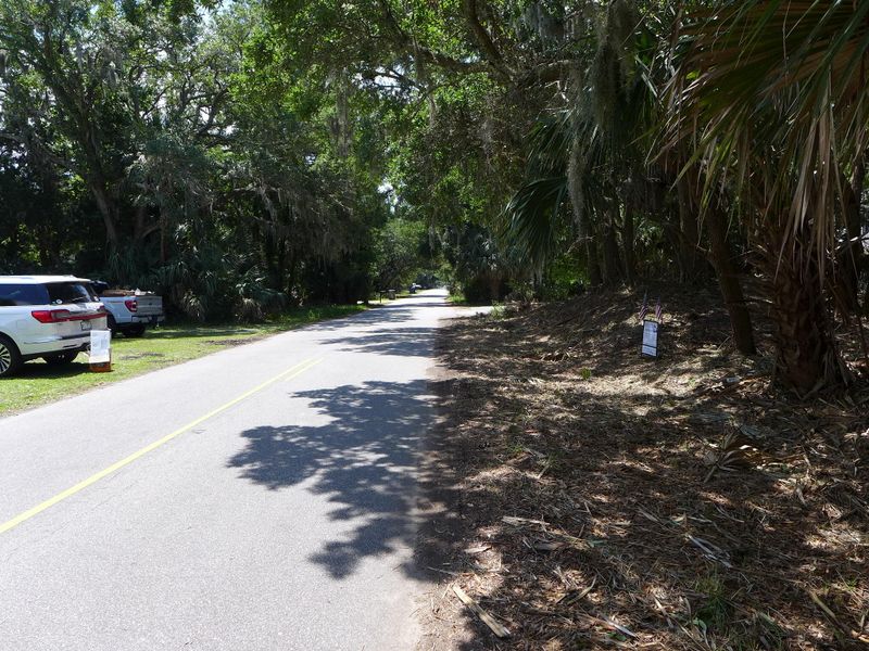 3412 Myrtle St, Edisto Island, SC 29438