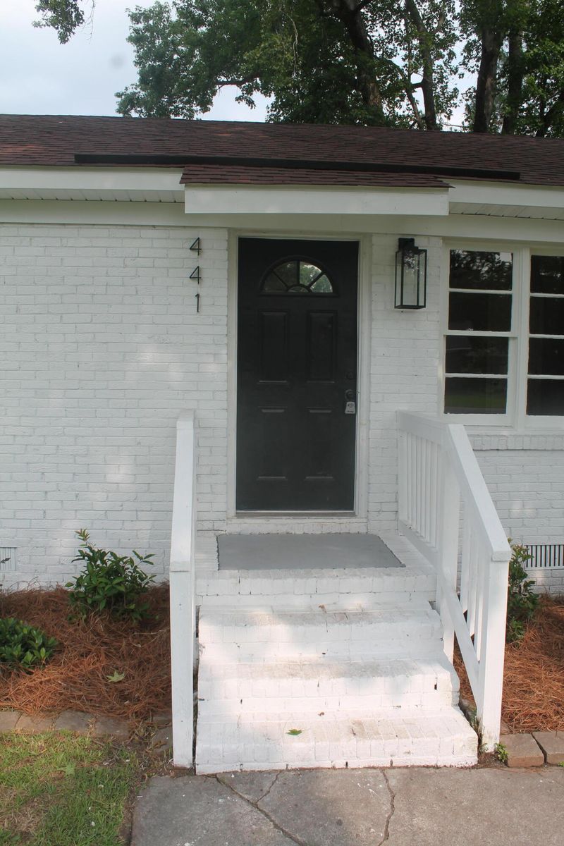 441 Anita Dr, Goose Creek, SC 29445