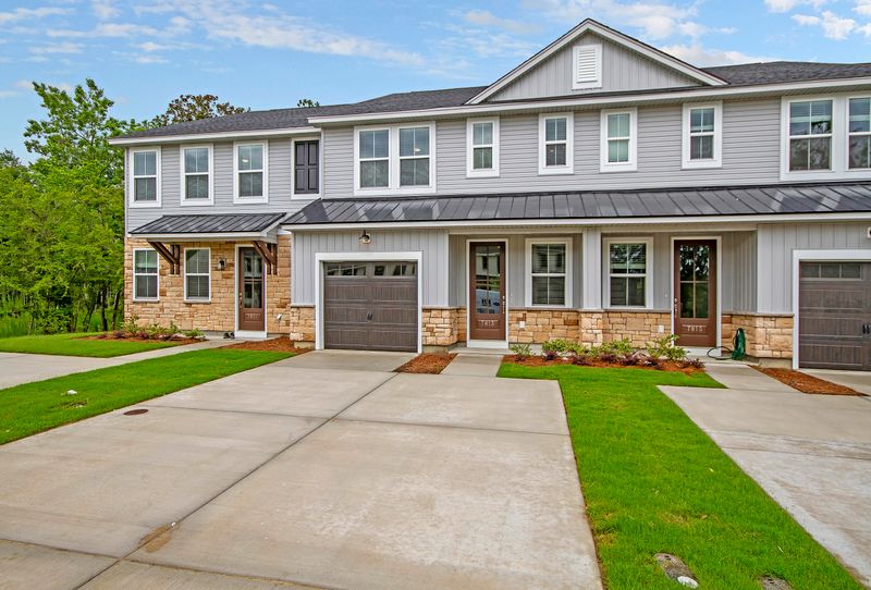 7739 Park Gate Dr, North Charleston, SC 29418