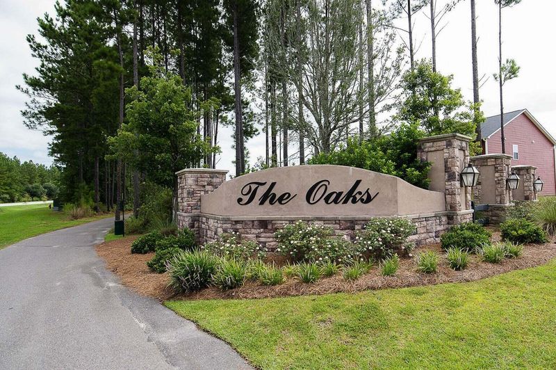 402 Huckleberry Ct, Summerville, SC 29486