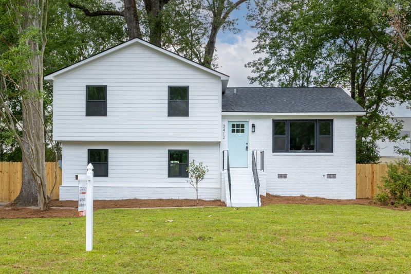 3412 Plaza Ln, North Charleston, SC 29420