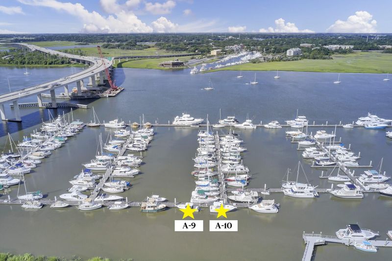 33 Lockwood Dr #Lu9&10, Charleston, SC 29401