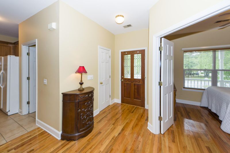 197 Hamlet Cir, Goose Creek, SC 29445