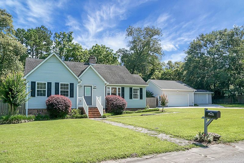 412 Dennis Ave, Moncks Corner, SC 29461