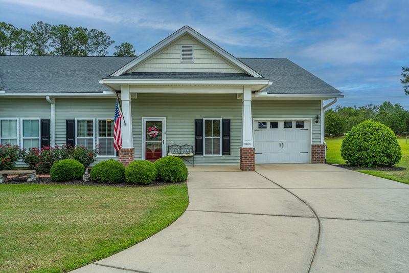 100 Stagecoach Ln #C, Summerville, SC 29483