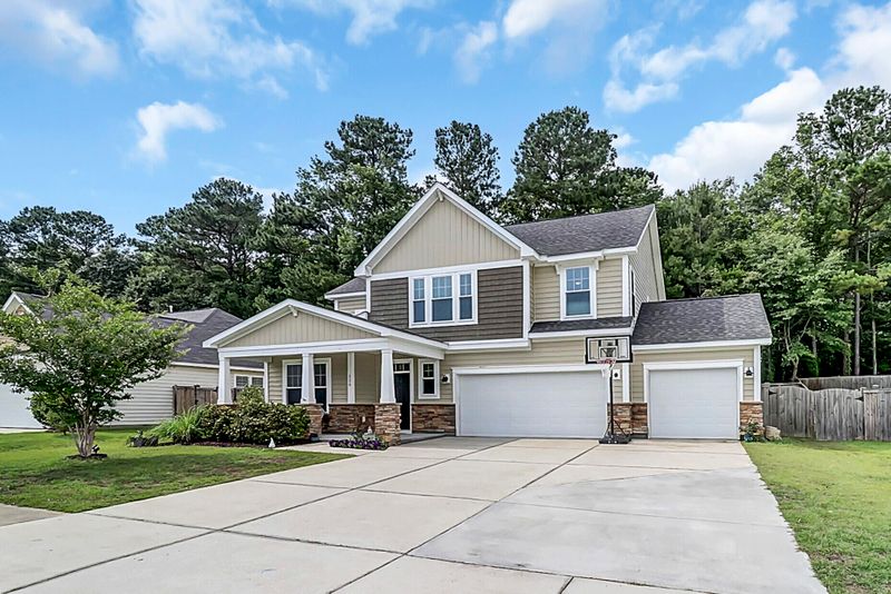 226 Urbano Ln, Goose Creek, SC 29445