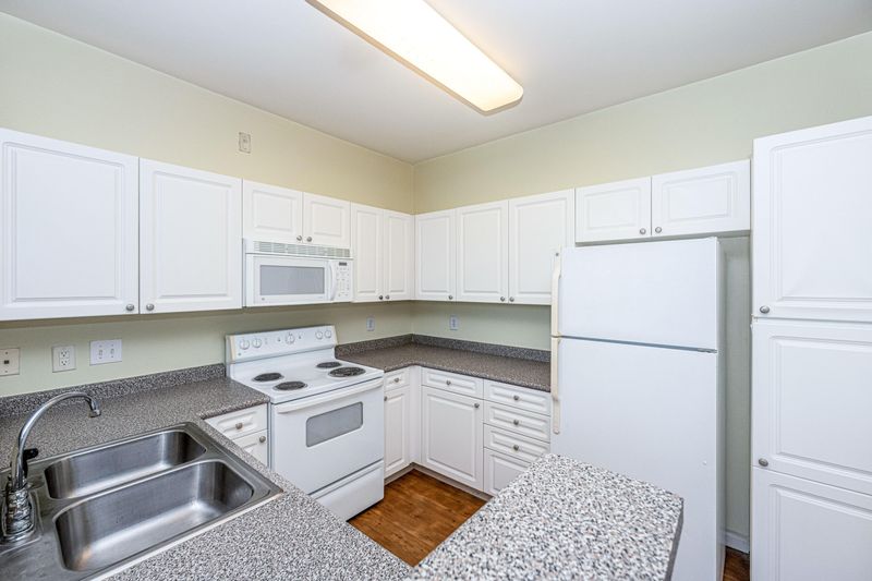 130 River Landing Dr #7308, Daniel Island, SC 29492