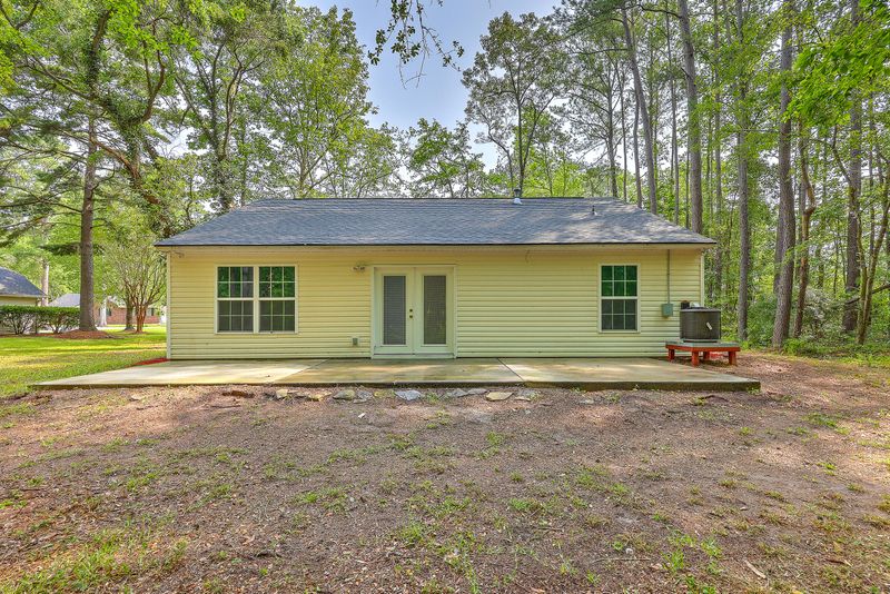 105 Holly St, Summerville, SC 29485